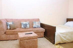 Airport Transit Studio Apartments