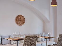 Salt Suites Paros