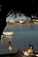 Salt Suites Paros