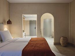 Salt Suites Paros