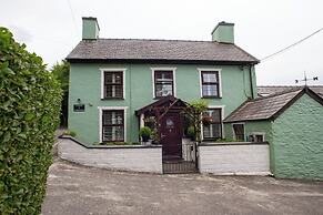 Ty Mawr