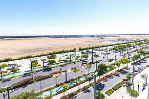Bloomfields Lavish STU in Oasis Masdar