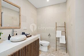 Dewandaru Villa by Kozystay - Canggu