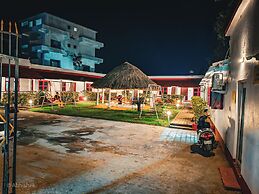 Sands Courtyard