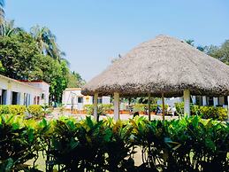 Sands Courtyard