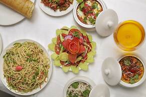 Sunday Hotel Vadodara