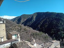 Charming Mountain Retreat in Pacentro, Italy