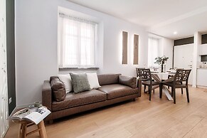Rafael White Home