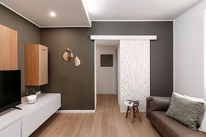 Rafael White Home