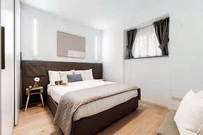 Rafael White Home