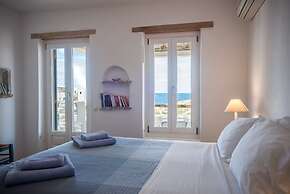 Seaside Villa- Island Living Paros-
