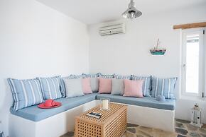 Seaside Villa- Island Living Paros-