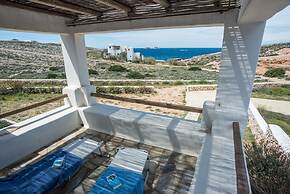 Seaside Villa- Island Living Paros-