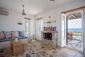 Seaside Villa- Island Living Paros-