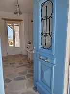 Seaside Villa- Island Living Paros-