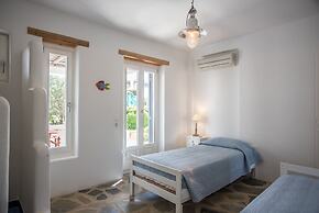 Seaside Villa- Island Living Paros-