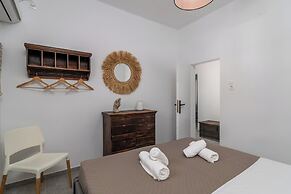 Summer Residence