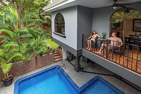 Suite 4 - Sloth Pool&Beach 3 BR Condo