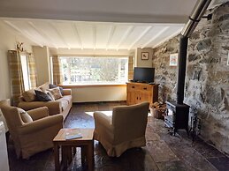 Dalnoid Cottages & Treehouses
