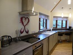 Dalnoid Cottages & Treehouses