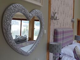 Dalnoid Cottages & Treehouses