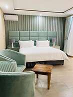 GEORGE B BOUTIQUE LODGE