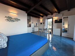 Stunning Tower, With Infinity Pool in Sicily