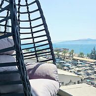 Ares Beachfront Luxury Rooms
