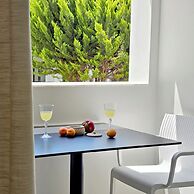 Ares Beachfront Luxury Rooms