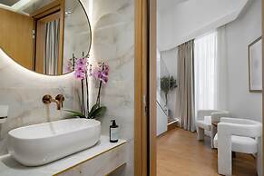 Aeolian Spirit Suites