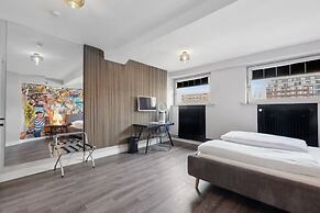 The Room 44