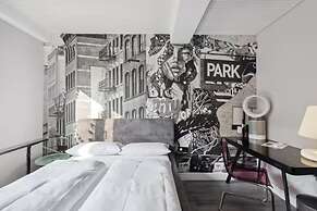 The Room 44