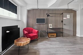 The Room 44