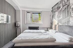 The Room 44