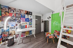 The Room 44