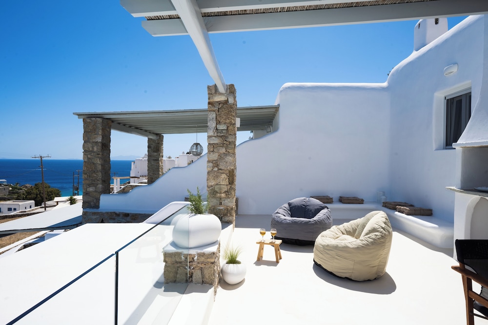 CAVO BLUE VILLAS
