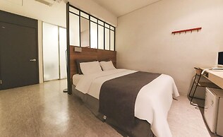 Ami Boutique Hotel