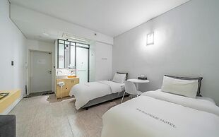 Ami Boutique Hotel