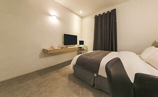 Ami Boutique Hotel