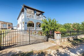 Villa Viktorija