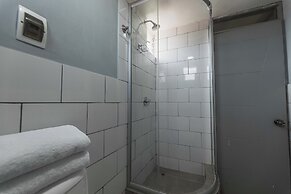 San Pedro Apartments