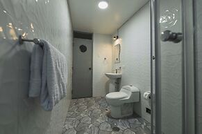 San Pedro Apartments
