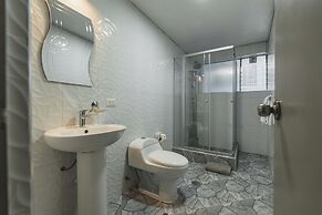 San Pedro Apartments