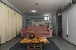San Pedro Apartments