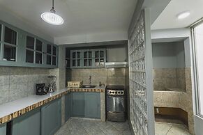 San Pedro Apartments