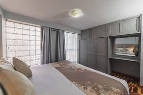 San Pedro Apartments