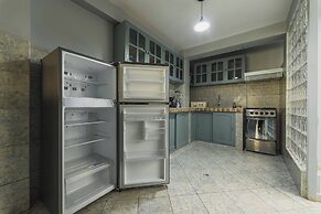 San Pedro Apartments