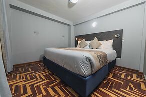 San Pedro Apartments