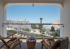 Nuca Mykonos