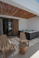 Nuca Mykonos